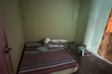 Flat Taman Ungku Tun Aminah