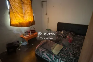 Flat Taman Ungku Tun Aminah