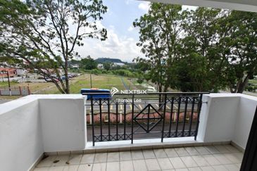 Skudai Villa