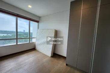 Puteri Cove Residences