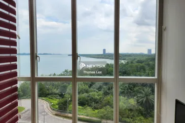 Puteri Cove Residences