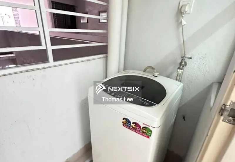 Dedaun Hijau (Greenfield Regency)