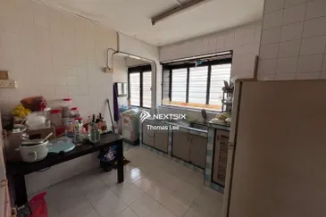 Flat Taman Ungku Tun Aminah