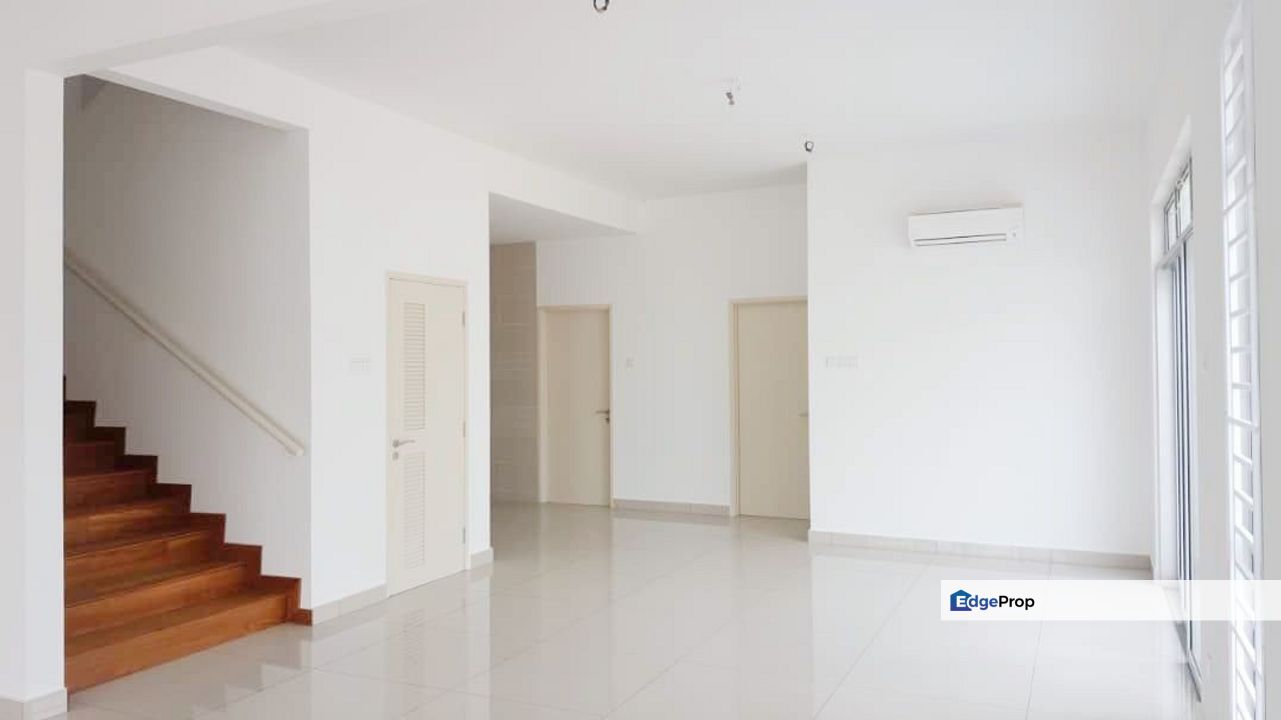 🔥#Nusa Idaman 7 拥有5240sf大大大地❤️Semi-D🔥【低密度 整区仅200间单位‼️很少人卖 多数自住👨‍👩‍👧‍👦 地势高✅ 环境清幽🌿马路宽敞🚗】, Johor, Nusajaya