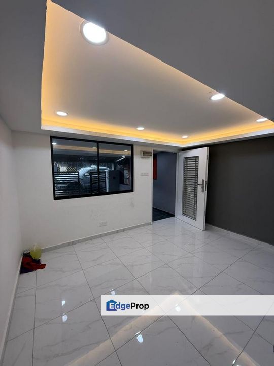 🔥🍀#Permas Jaya✨ 【黄金地点❤️稀有双层廉价屋出售😍】自住出租包满意🥳, Johor, Permas Jaya/Senibong