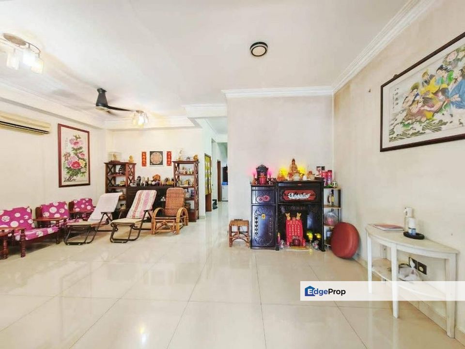 🔥🌟 #SuteraPerling🔥 屋况良好·双层排楼登场😘 单位已装修还装了太阳能⚡️ , Johor, Johor Bahru