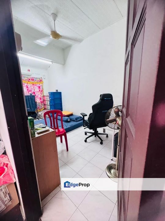 Penggawa Barat 单层排屋🌟 Skudai Highway 旁边 出入方便有巴士站通往第一关卡😍😍😍, Johor, Johor Bahru