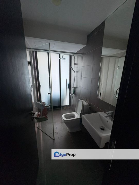 🔥🏢 Loft Duplex 角头单位出售😎 #Almas Suites 896sqft😍 装修和家具都ready，整体布置温馨🌟🌟🌟 , Johor, Kota Iskandar