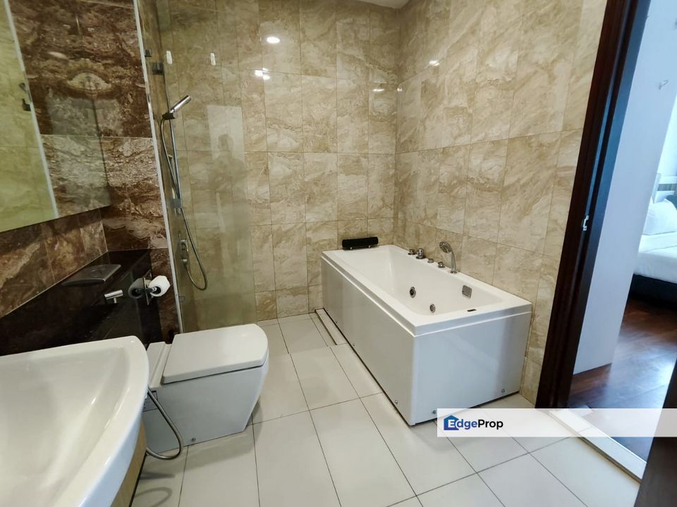 🔥 JB Town高楼海景+全家具，一看就很舒服😍🌊 #Paragon Suites 678sqft【1房1厕】, Johor, Johor Bahru