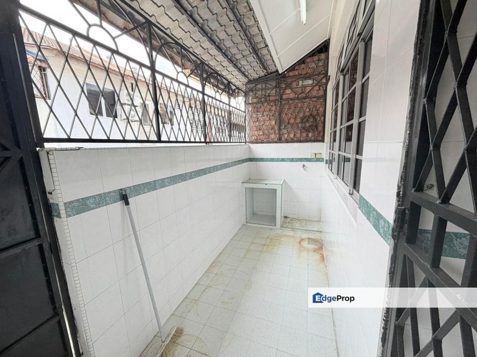 🔥 #Perling 稀有单层排楼出售🥰 22×80➕Endlot 旁边10尺地🏡 成熟华人区📍, Johor, Johor Bahru