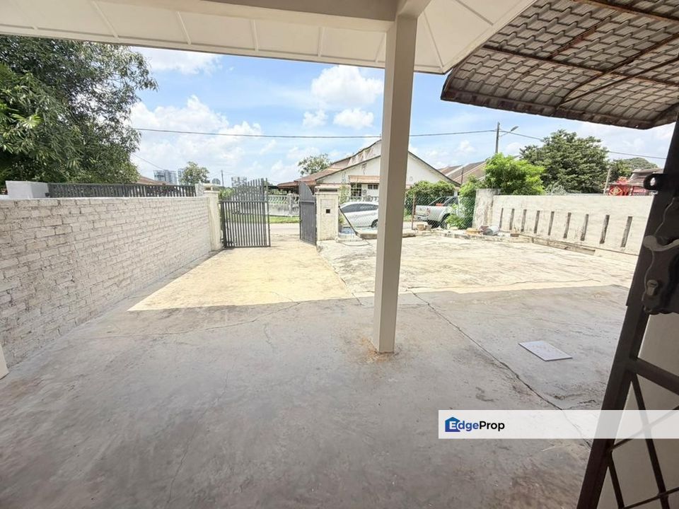 🔥 #Perling 稀有单层排楼出售🥰 22×80➕Endlot 旁边10尺地🏡 成熟华人区📍, Johor, Johor Bahru