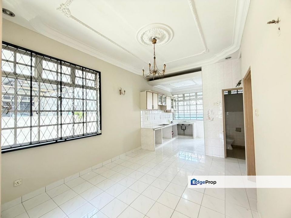 🔥 #Perling 稀有单层排楼出售🥰 22×80➕Endlot 旁边10尺地🏡 成熟华人区📍, Johor, Johor Bahru