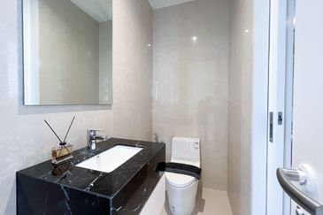 Pavilion Ceylon Hill