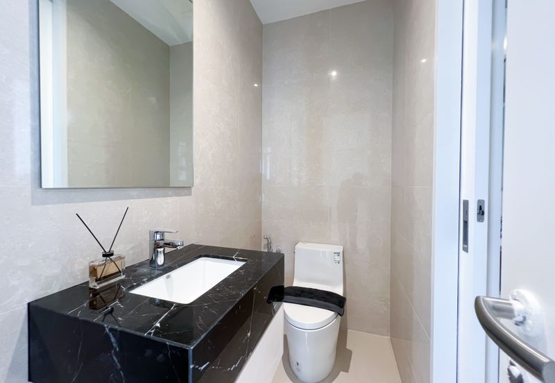 Pavilion Ceylon Hill