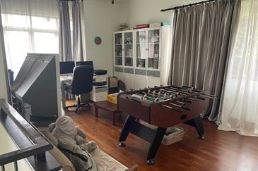 Changkat Kiara Surya