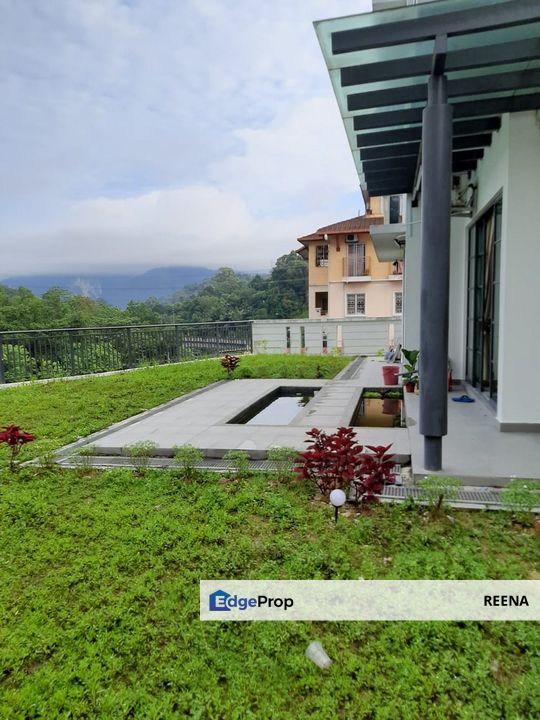 Beath taking Bungalow in  the midts of Selayang Cool Breeze.  - Stretegic Location - Tight Security  - Excessive Green Space - Special Slope Land, Selangor, Selayang