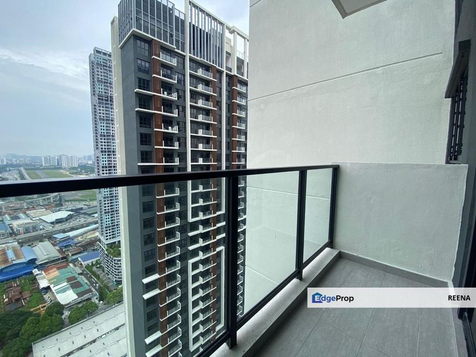 TRION2@KL,The Very Sought After 1 Bedroom Balcony Apartment near KL City Centre, walkable to MRT Chan Sow Lin, near TRX and Cheras area, Kuala Lumpur, Pudu