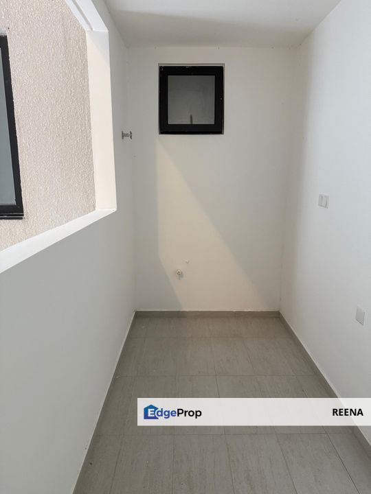 Partially Furnished 3 Bedder in Sunway Belfield, walkable to  Maharajalela Monorail, near PNB118, KL Sentral and Bukit Bintang , Kuala Lumpur, KL City