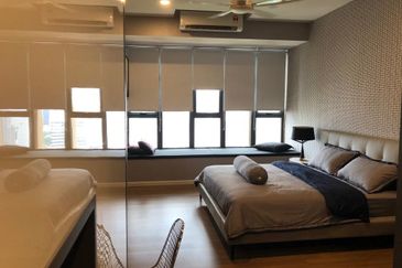 EXSIM | Ceylonz Suites