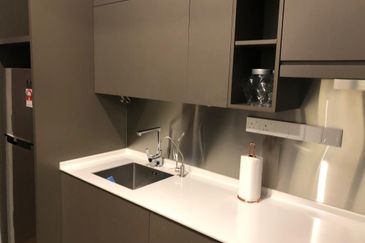 EXSIM | Ceylonz Suites