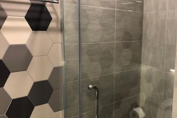 EXSIM | Ceylonz Suites