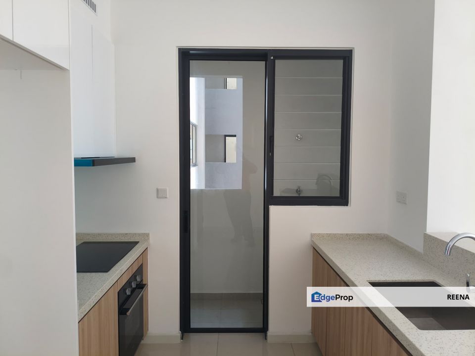 Sunway Belfield@KL City Maharajalela, nearKL Sentral and Mid Valley, PNB118,3 Bedder Serviced Residence, Forest In The City and Easy walk to Monorail!, Kuala Lumpur, KL City