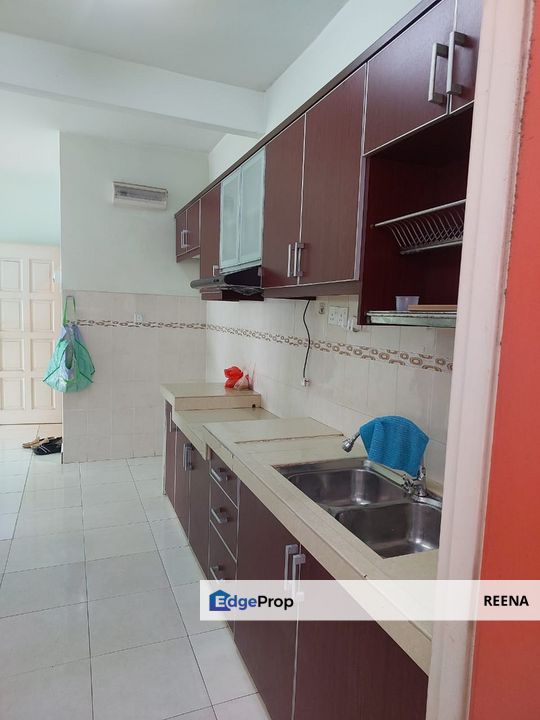 Banjaria Court Batu Caves. Near Gombak & Selayang ,2 Bedroom Apartment , Partly Renovated. , Selangor, Batu Caves 