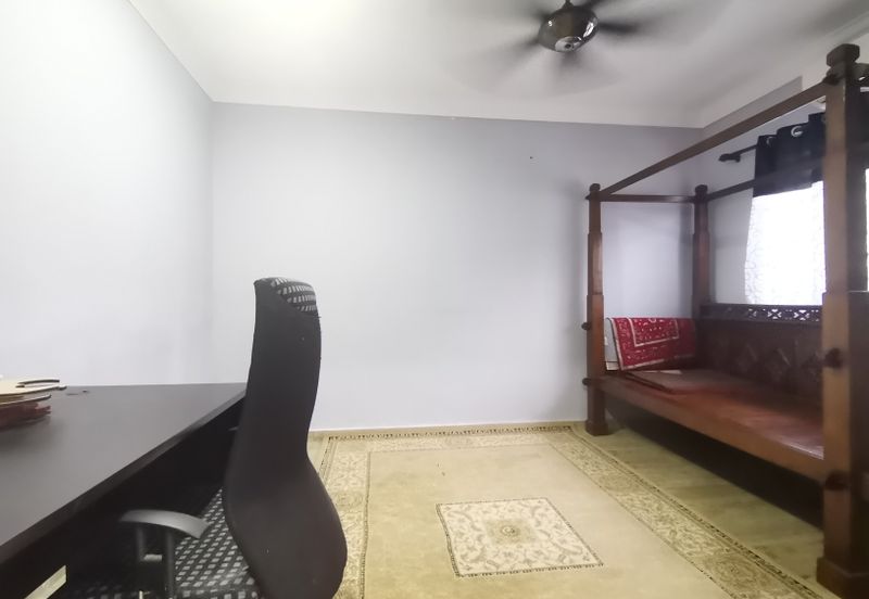 PARK AVENUE (SEREMBAN 2)