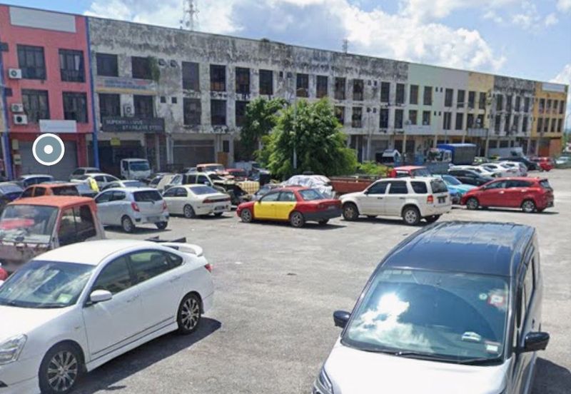 3 Storey Terrace Factory for Sale