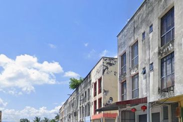 3 Storey Terrace Factory for Sale