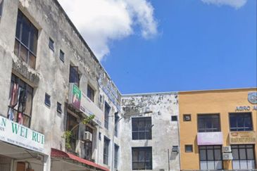 3 Storey Terrace Factory for Sale