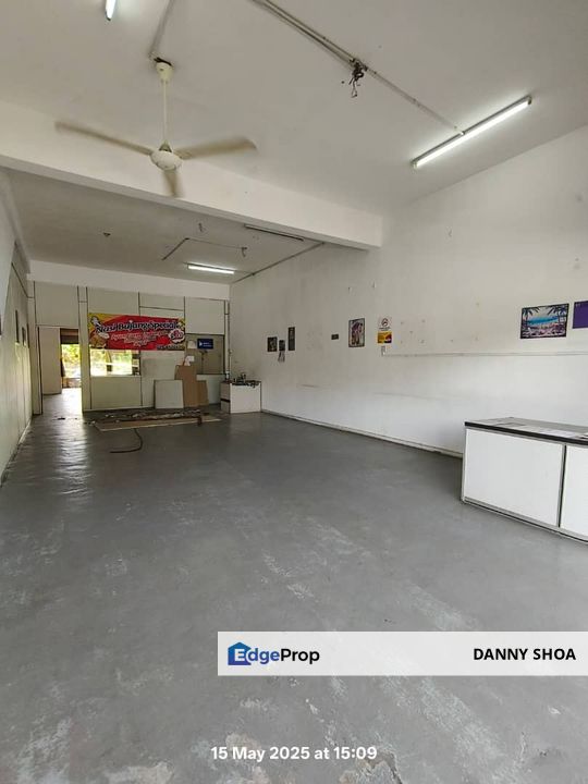 Medan Perniagaan Senawang Jaya , Facing main road, Negeri Sembilan, Senawang