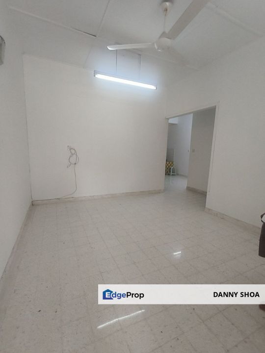 Taman Permai , Seremban, nearby KPJ Hospital, Palm Mall, Seremban Town., Negeri Sembilan, Seremban