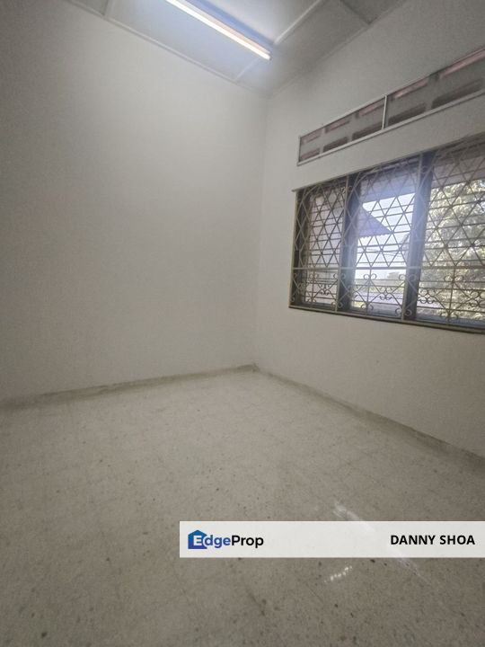 Taman Permai , Seremban, nearby KPJ Hospital, Palm Mall, Seremban Town., Negeri Sembilan, Seremban