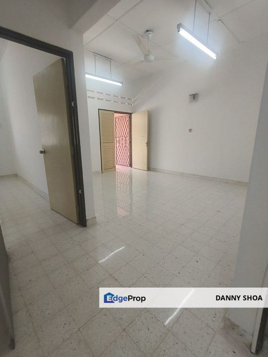 Taman Permai , Seremban, nearby KPJ Hospital, Palm Mall, Seremban Town., Negeri Sembilan, Seremban