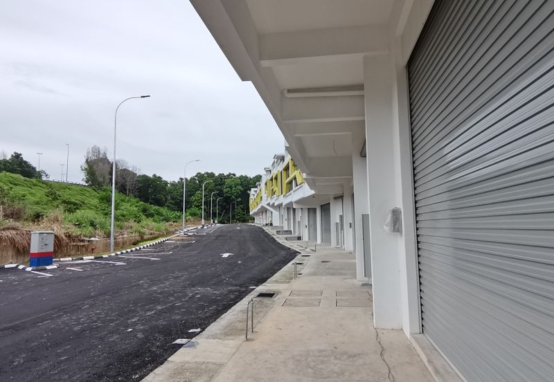 SENAWANG INDUSTRIAL PARK , LINK FACTORY