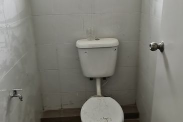 Senawang Industrial Park, Tenanted, Good for Investment