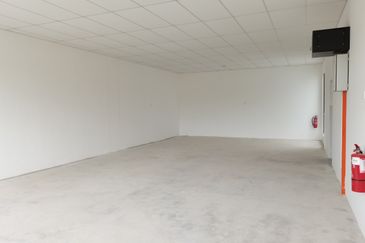 Senawang Industrial Park, Tenanted, Good for Investment