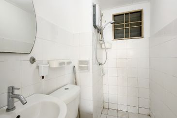 Vista Millennium Condominiums