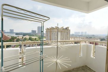 Vista Millennium Condominiums