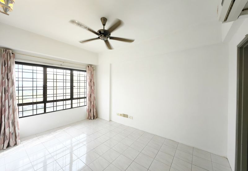 Vista Millennium Condominiums