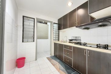 Vista Millennium Condominiums