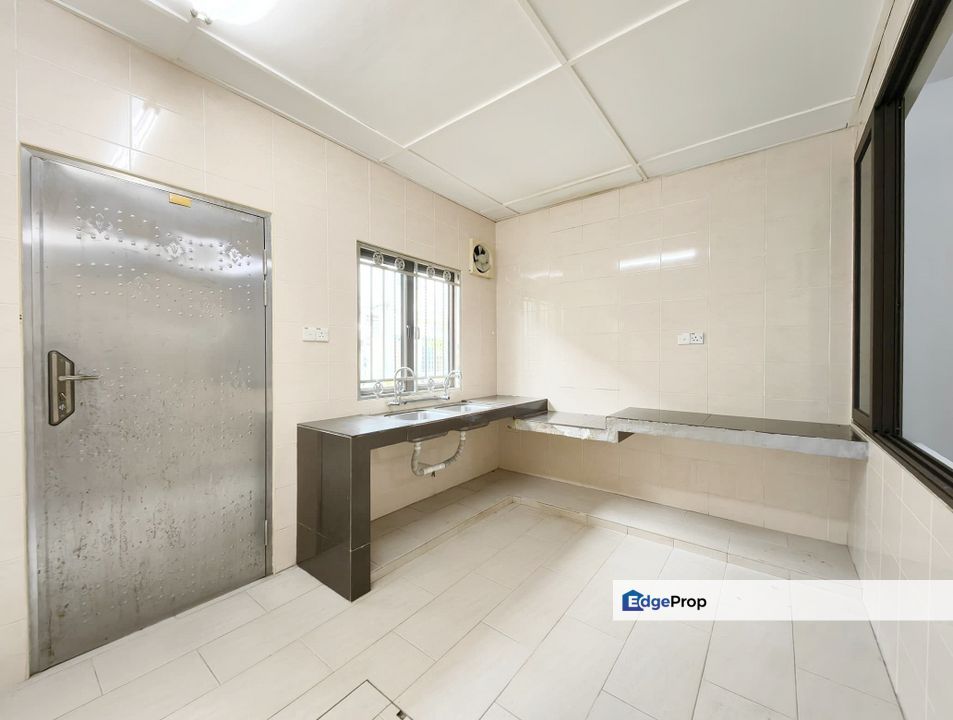 [Facing No House, Fully Extended] Double Storey Terrace House For Sale, Saujana Puchong 8 SP8, Selangor, Puchong South