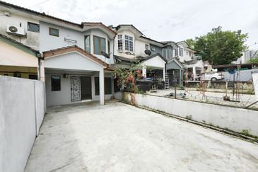 Taman Saujana Puchong