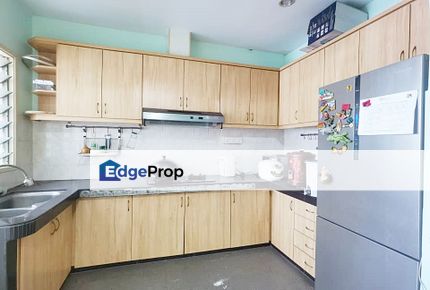 Corner Sri Pinang Walk Up Apartment For Sale, Taman Wawasan Puchong Bandar Puteri, Selangor, Puchong
