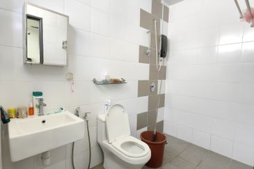 Taman Saujana Puchong