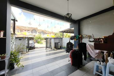 Taman Saujana Puchong