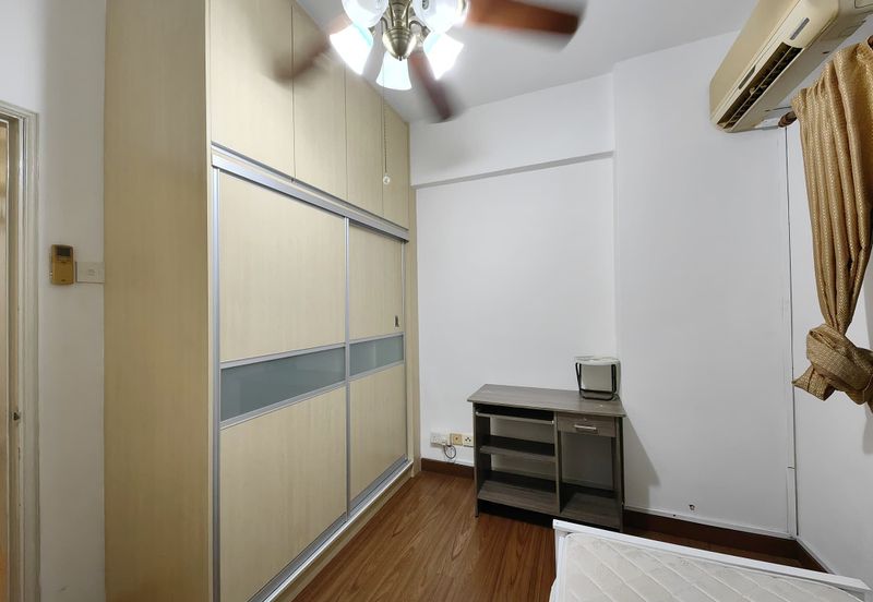 Vista Millennium Condominiums