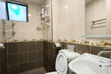 Vista Millennium Condominiums