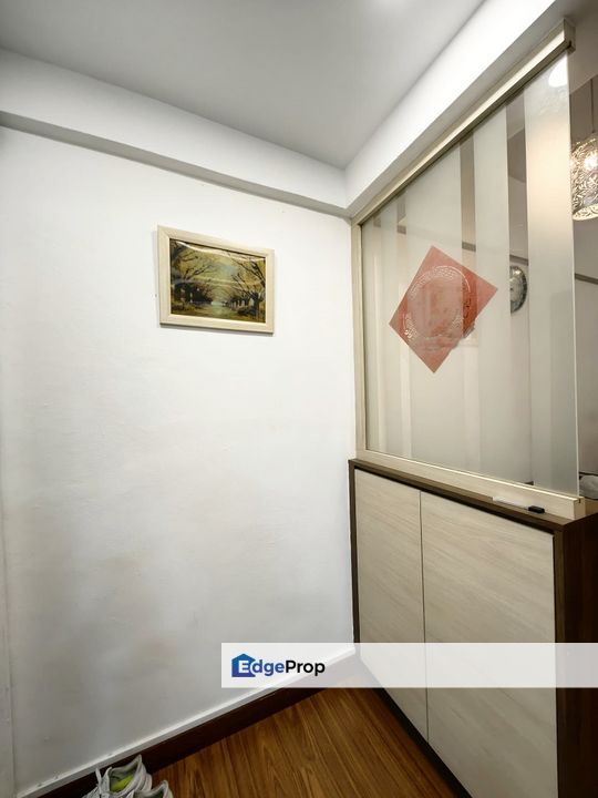 Nice Reno Vista Millennium For Sale, Taman Puchong Perdana Puchong, Near LRT, Selangor, Puchong